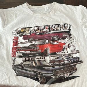 Men’s white t shirt